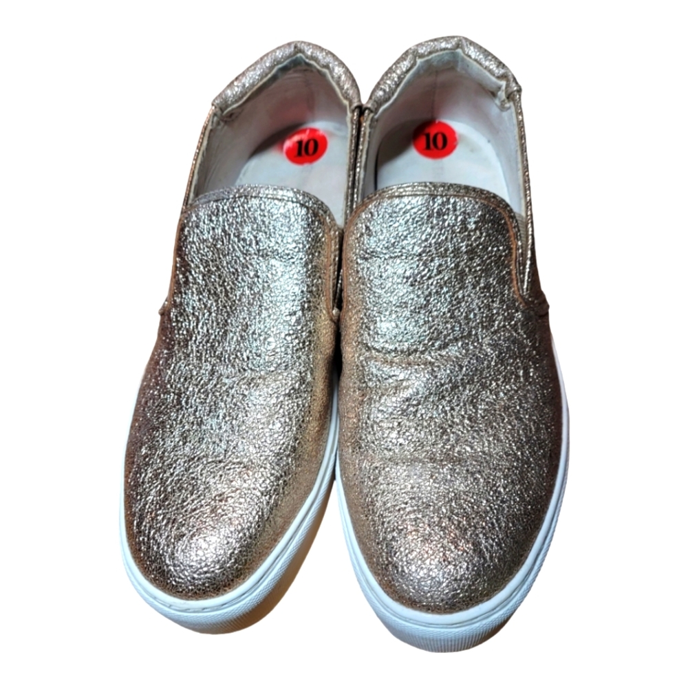 Kenneth Cole Alesy Gold Glittery Sneakers. Size 10.Pre-Owned in good condition